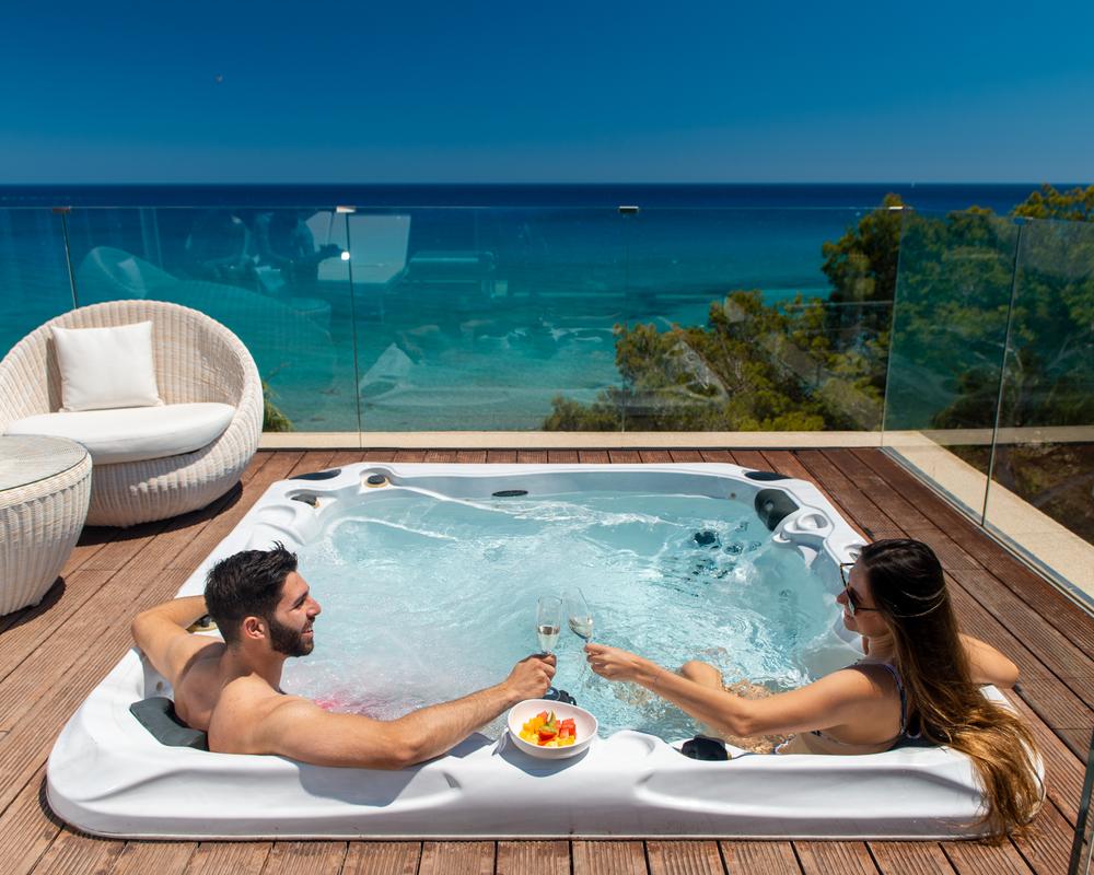 Deluxe Suite with Jacuzzi and Sea View Melbeach Hotel & Spa Canyamel Deluxe Suite with Jacuzzi and Sea View Melbeach Hotel & Spa Canyamel