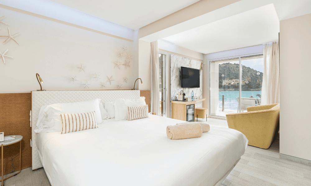 Superior Double Room with Sea View Melbeach Hotel & Spa Canyamel Superior Double Room with Sea View Melbeach Hotel & Spa Canyamel