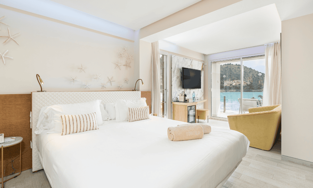 Superior Double Room with Sea View Melbeach Hotel & Spa Canyamel Superior Double Room with Sea View Melbeach Hotel & Spa Canyamel