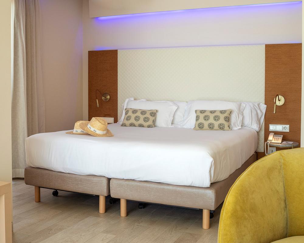 Royal Suite with Sea View Melbeach Hotel & Spa Canyamel Royal Suite with Sea View Melbeach Hotel & Spa Canyamel