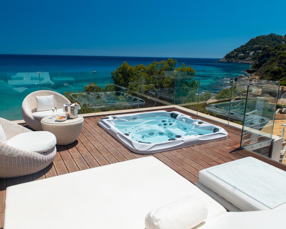 Deluxe Suite mit Jacuzzi und Meerblick Melbeach Hotel & Spa Canyamel Deluxe Suite mit Jacuzzi und Meerblick Melbeach Hotel & Spa Canyamel